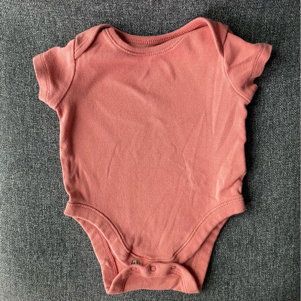 5/$10 Old Navy Baby Onesie (0-3 months)
